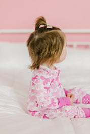 Bowtiful Dreams Convertible Footie
